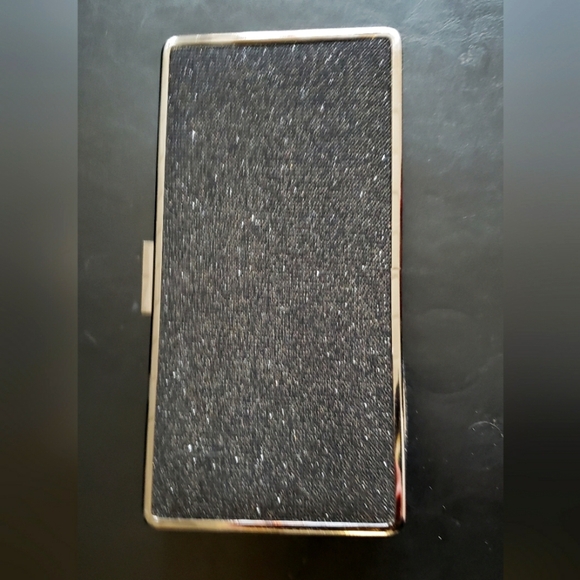 *3/$20 Hard Shell Glitter clutch - Picture 1 of 5